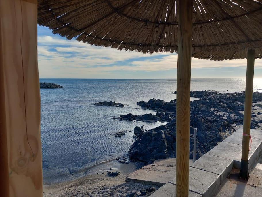 Apartment Avec Piscine, Entre Plage, Port Et Falaises *