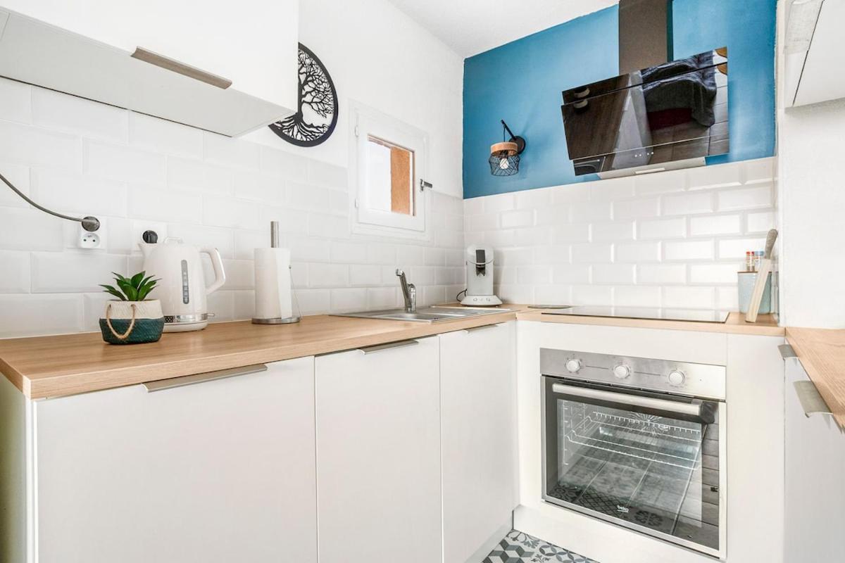Apartment Avec Piscine, Entre Plage, Port Et Falaises Agde