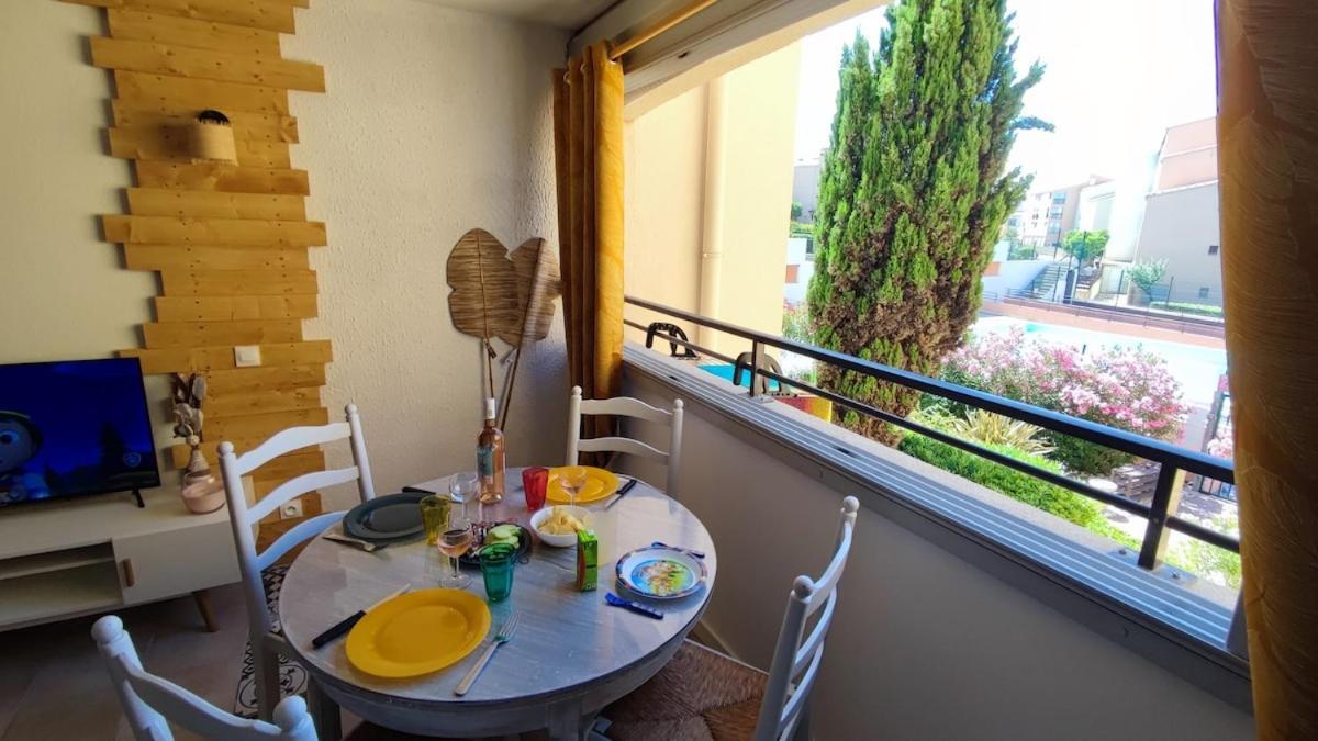Apartment Avec Piscine, Entre Plage, Port Et Falaises